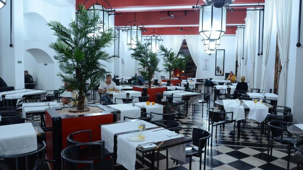 Hotel El Pueblo Tamlelt